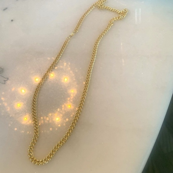 NEW HIGH END  Gold Plated Cuban Link Necklace 21” GIFT BOX - Picture 3 of 9